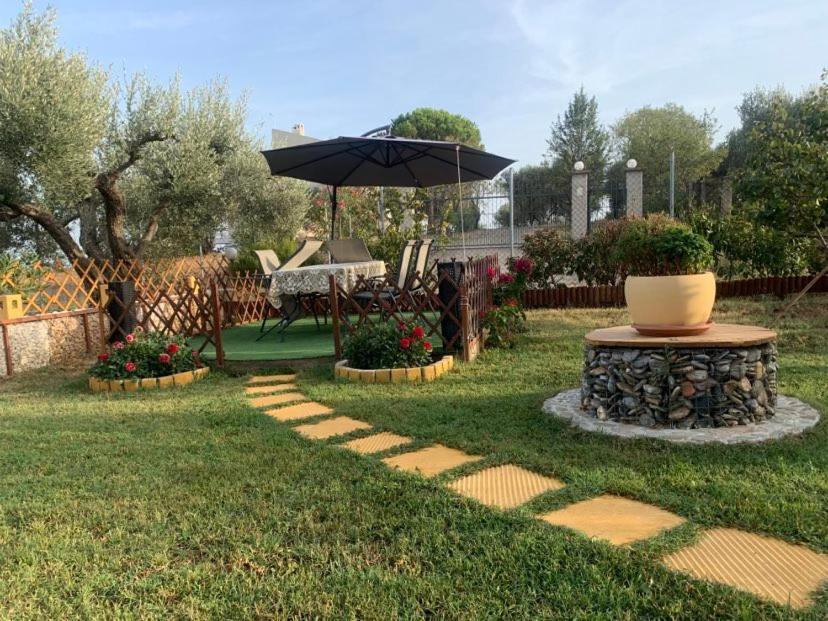 Dora'S Garden Villa Alexandroupolis Buitenkant foto