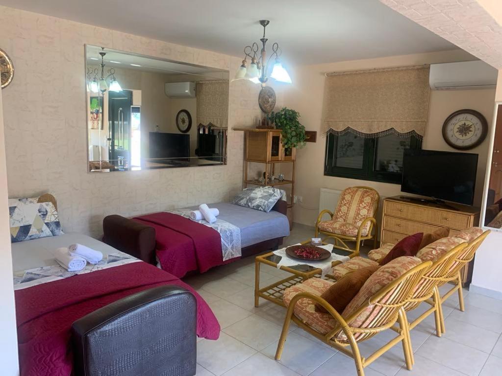 Dora'S Garden Villa Alexandroupolis Buitenkant foto